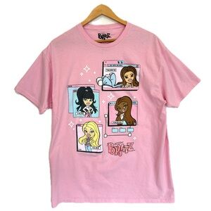 Bratz Graphic Tee Womens Size Large Bubblegum Pink Short Sleeve Crewneck Y2K